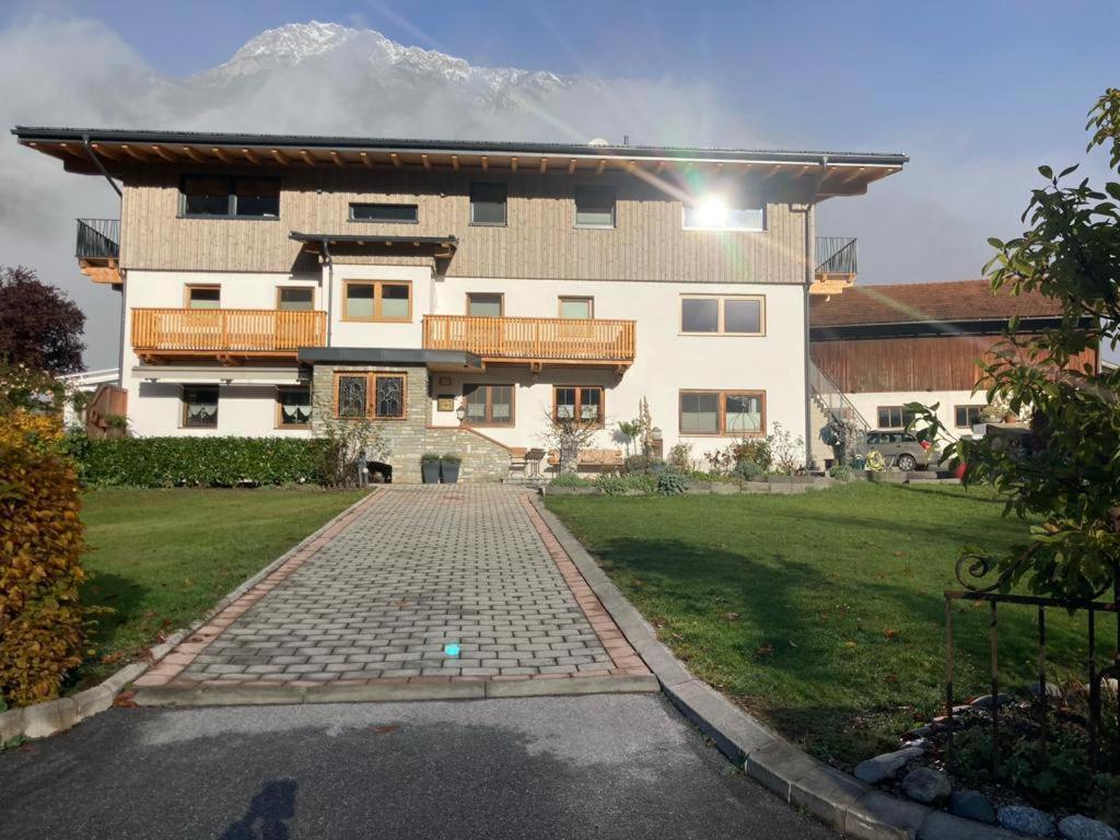 Gaestehaus Koell Roppen Luaran gambar